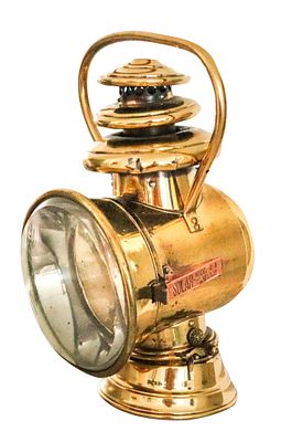 The Badger Brass Mfg Co. 1903 Solar Kerosene Automobile Lamp In Polished Brass. Circa 1903 