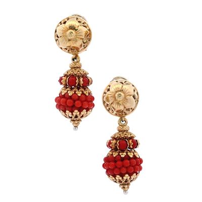 Vintage ITALIAN 18kt yellow Gold Dangle Earrings with Coral. Pair of vintage Dangle Earrings 