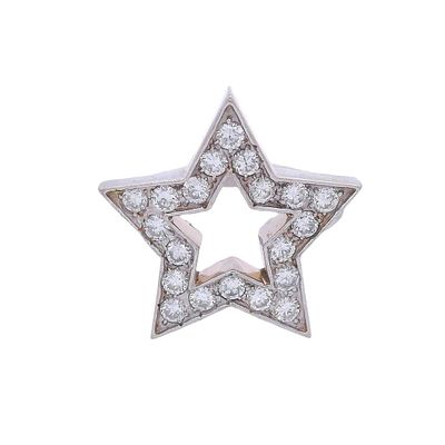 Vintage 14kt White Gold Star Ring with Diamonds. Vintage Star Ring crafted from 14kt white Gold 