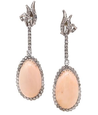 CLASSIC 1950 Late Deco Dangle Earrings In Palladium With Diamonds & Corals. A stunning pair of 