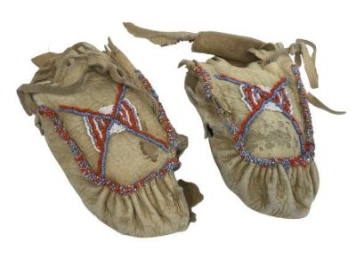 Native American Sioux Leather Beaded Moccasin shoes. Hand sewn beaded leather shoes. Please 
