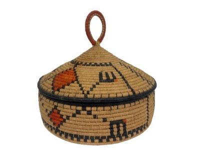Native American Poly chrome Apache hand woven Basket. A Native American Poly chrome Apache hand 
