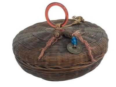 Antique Chinese hand woven wicker sewing Basket. Condition: used , good &amp; ready to display 