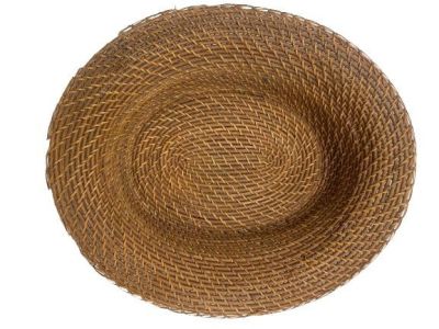Native American Apache hand woven Basket. A Native American Apache hand woven Basket Condition: 
