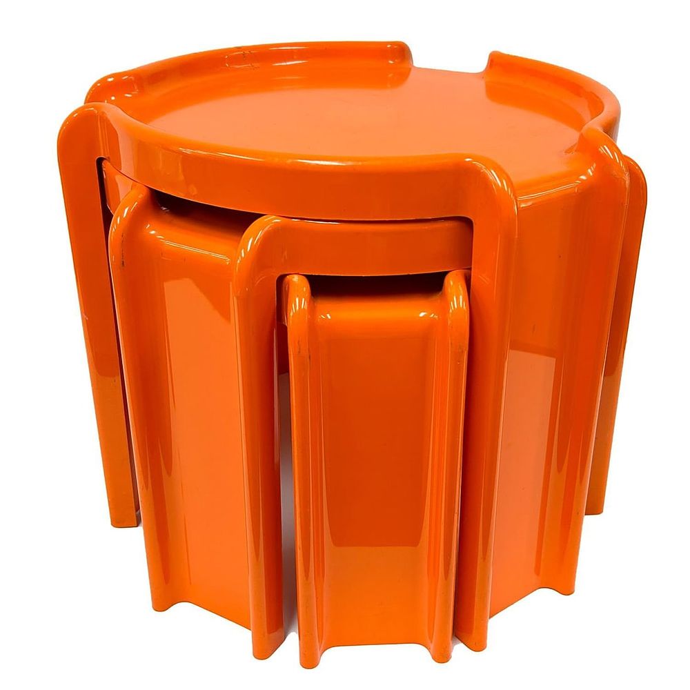 Giotto Stoppino MCM Tables for Kartell, Milano. Giotto Stoppino, Italian (1926-2011) MCM Set of 