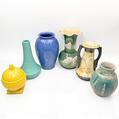 Lot of 6 Vintage Pottery Items Condition: Generally Good, 1 Has a Chip in the Corner. 