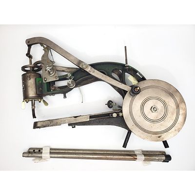 Old Shoe Repair Machine.Condition: As Is. Please Note- We Do Not Guarantee the Workability or 