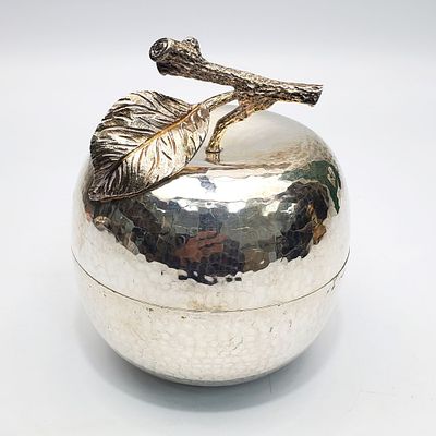 Judaica Vintage Sterling Silver Hand Hammered Jar. Judaica Vintage Sterling Silver Hand Hammered 