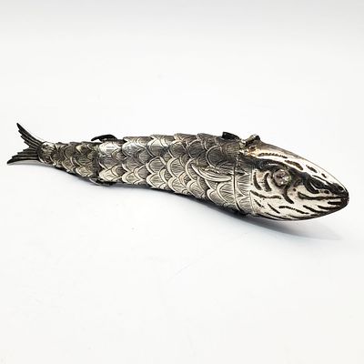 Judaica "Fish Form" Articulated 900 Silver Besamim Spice Box. Condition: Generally Good. 1 Eye 