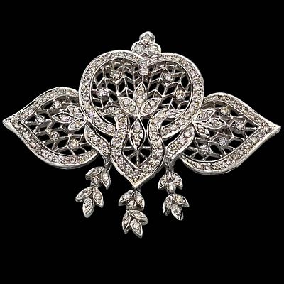 Exceptional 18K White Gold & Diamonds Brooch. Exceptional 18K White Gold &amp; Diamonds Brooch. 