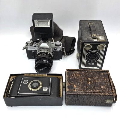 Group Lot of Old Cameras Including Jiffy Kodak Series 2, Brownie Target Six-16, a Premo &amp; 1 