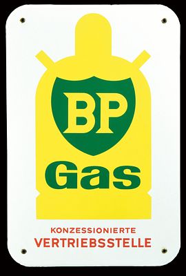 BP GAS (1+). Enamel sign, stenciled, GER around 1960, 40 x 60 cm / 15.7 x 23.6 in