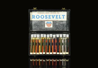 ROOSEVELT SAMPLE SET (1). Old sample case with 12 old labeled testers, still filled, New 