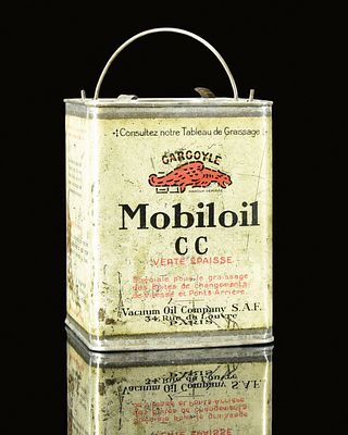 GARGOYLE MOBILOIL "CC" (2-). Tin can for grease, filling capacity 1 kg, Paris/F around 1930, H 