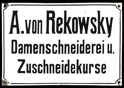 DAMENSCHNEIDEREI U. ZUSCHNEIDEKURSE | EMAILSCHILD | ZUSTAND (1+/2). Condition (1+/2) | Enamel 