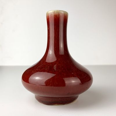 A SMALL CHINESE FLAMBE-GLAZED BOTTLE VASE, 18TH CENTURY 11.5 CM H GOOD CONDITION