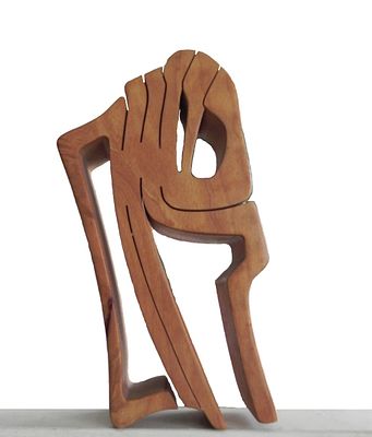 Unidentified artist - "Shalom" (Peace), Wood sculpture, Height: 25 cm / Width: 11 cm, Signed