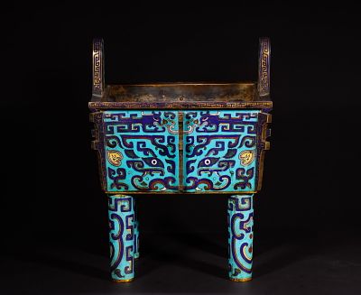 BRONZE CLOISONNE ENAMEL TRIPOD OF THE QING DYNASTY. Name BRONZE CLOISONNE ENAMEL TRIPOD OF THE 