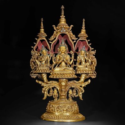 A 15TH-CENTURY STATUE OF THE GREAT SUN BUDDHA PREACHING THE SCRIPTURES. Name A 15TH-CENTURY 
