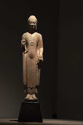 STONE BUDDHA OF QINGZHOU, NORTHERN QI. H:109cm Condition: ALL SOLD AS IS, NO RETURN Condition: 