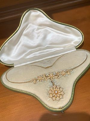 19TH-CENTURY 5K GOLD MADE IN VICTORIAN ENGLAND. Weighing 18.9g and measuring 38cm in length 