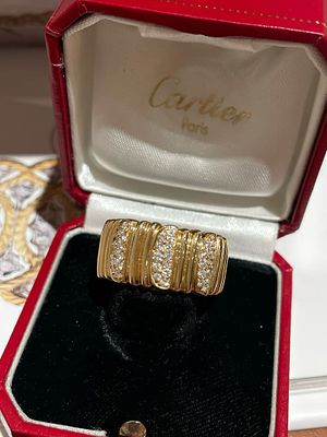 CARTIER BATHTUB COLLECTION 18K GOLD DIAMOND RING. WEIGHT: 20.4G, RING SIZE: 20 (HONG KONG) 