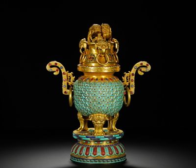 A QING DYNASTY GILDED COPPER INCENSE BURNER WITH TURQUOISE INLAID ANIMAL FEET. HEIGHT:30CM 