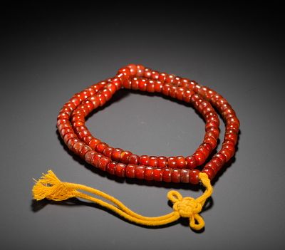 STRING OF RED AGATE FROM THE MING DYNASTY. L:41CM (16.14IN) WEIGHT:360G (0.79LB) Condition: ALL 