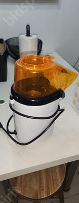 מכשיר פופקורן קטן. עובד, תקין, ללא אחריות