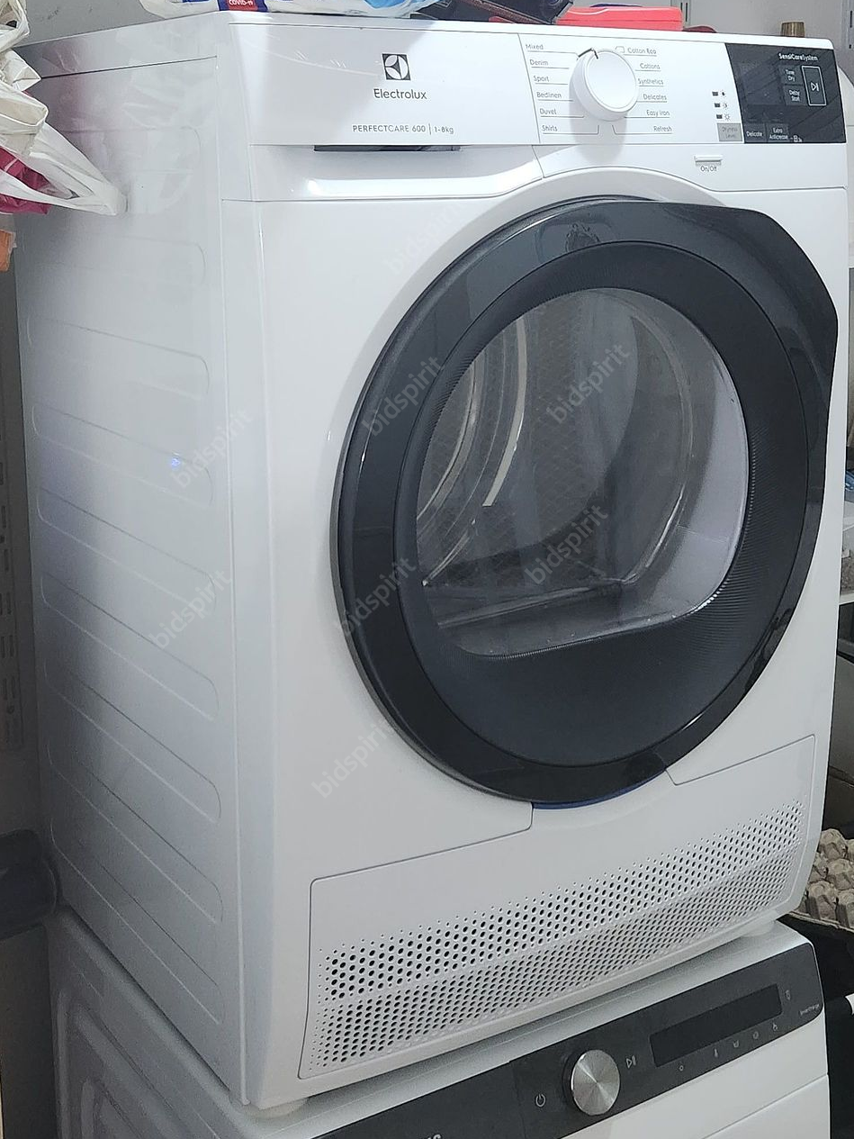 מייבש כביסה אלקטרולוקס. באחריות הקונה לפרק ולהוביל! 
מייבש כביסה קונדנסור PERFECTCARE סדרה 