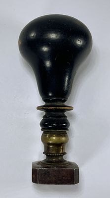 Печать в виде монограммы &laquo;Н.К.&raquo; под дворянской короной. Российская Империя, конец XIX — начало 