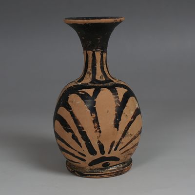 Greek squat lekythos with palmette decoration. ITEM: Squat lekythos with palmette decoration 