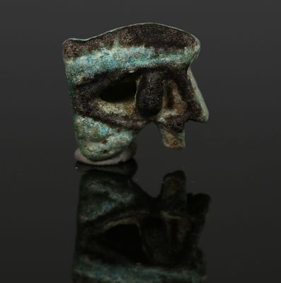 Egyptian eye of Horus 'Udjat eye' amulet. ITEM: Eye of Horus 'Udjat eye' amulet MATERIAL: 