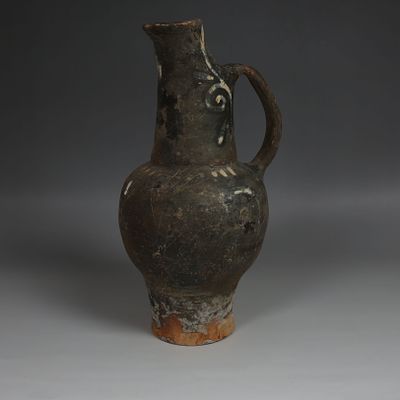 Faliscian beaked jug. ITEM: Beaked jug MATERIAL: Pottery CULTURE: Faliscian PERIOD: 4th 