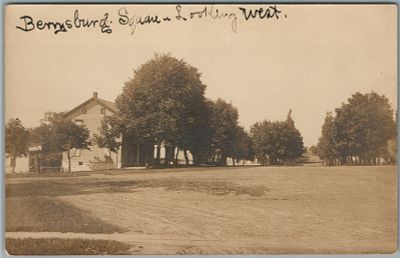 BERRYSBURG PA SQUARE ANTIQUE REAL PHOTO POSTCARD RPPCБЕРРИСБУРГ, ПА, ПЛОЩАДЬ, АНТИКВАРНАЯ