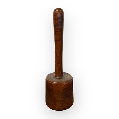 Superb 1800's Tiger Maple Wood Masher. A superb 1800's tiger maple masher. 13 inches tall.