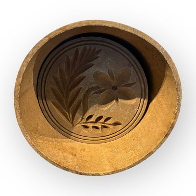 19th C Wood Butter Mold/Stamp. 19th century plunger type wood butter mold. Large pineapple