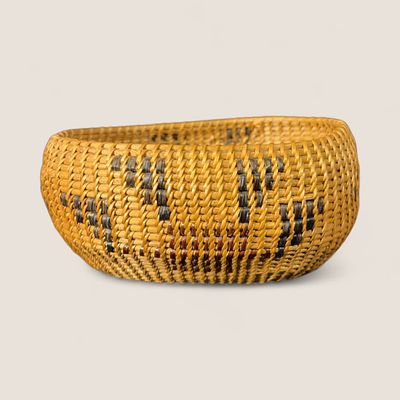 Paiute Native American Basket. Measuring approx 6 inches x 3 inches x 4.5 inches. Good condition.