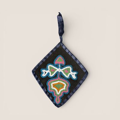 Otoe Beaded Ornament. Beaded on a single side of trade cloth, measuring approx 6 x 7 inches. To 