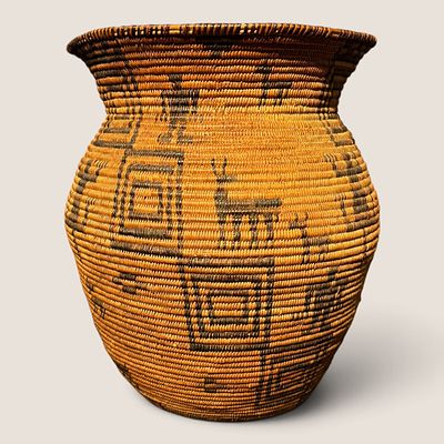 Monumental Western Apache Figural Basketry Olla. A striking early Western Apache pictorial 