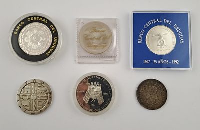 Uruguay 6 monedas de plata - Seis monedas uruguayas en plata: una de 10 pesos “Gaucho” del a&ntilde;o 